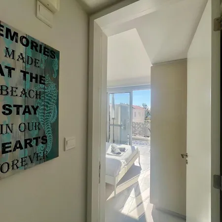 Stunning 2-br In A Luxury Complex Near The Beach! *