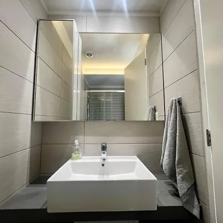Stunning 2-br In A Luxury Complex Near The Beach!